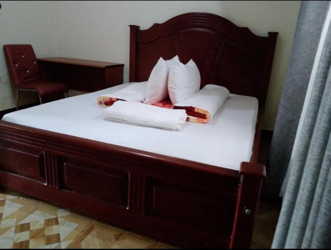 Migingo Suites Entebbe Exterior photo