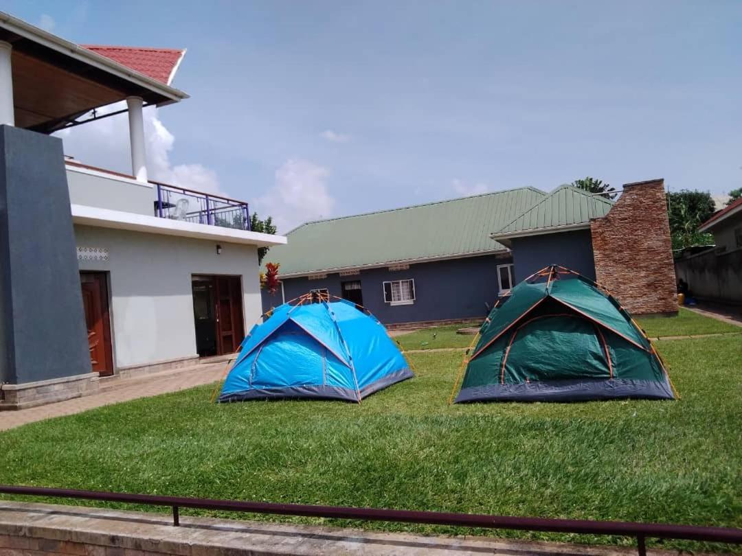 Migingo Suites Entebbe Exterior photo